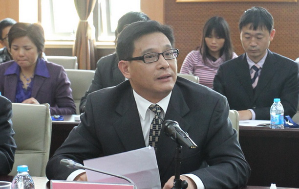 东银董事长_银喉长尾山雀